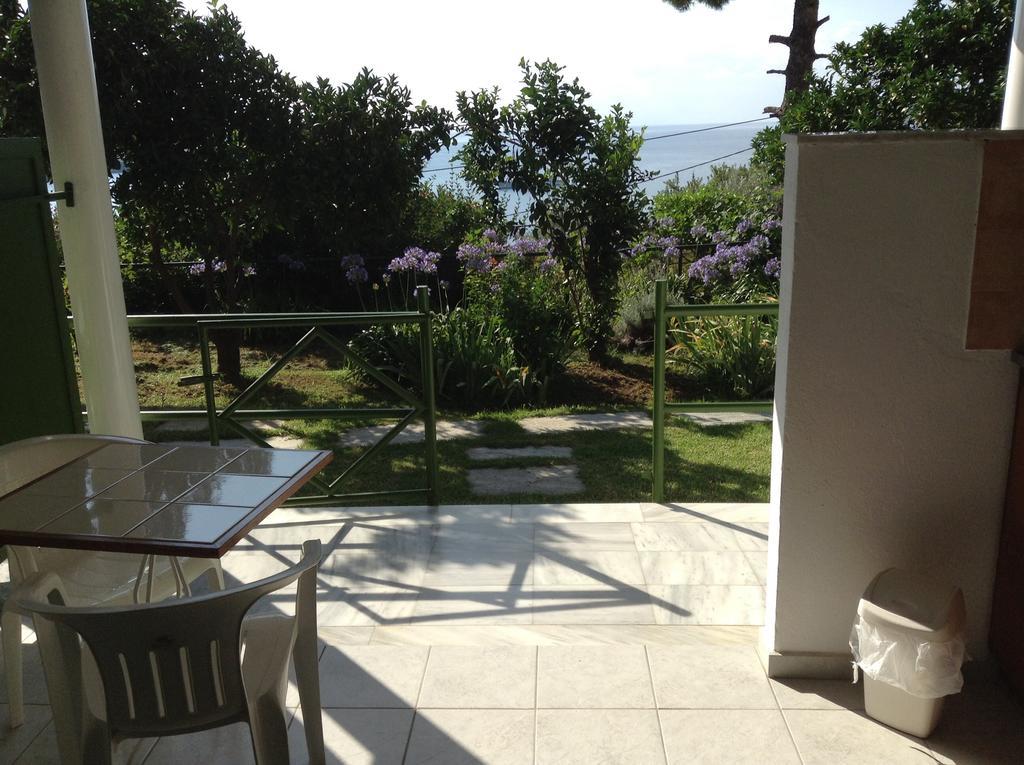 Villa Yiannis (Adults Only) Мегали-Аммос Номер фото